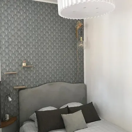 Lovely Studio 1bdr City Center Studio Art Deco Апартаменты *
